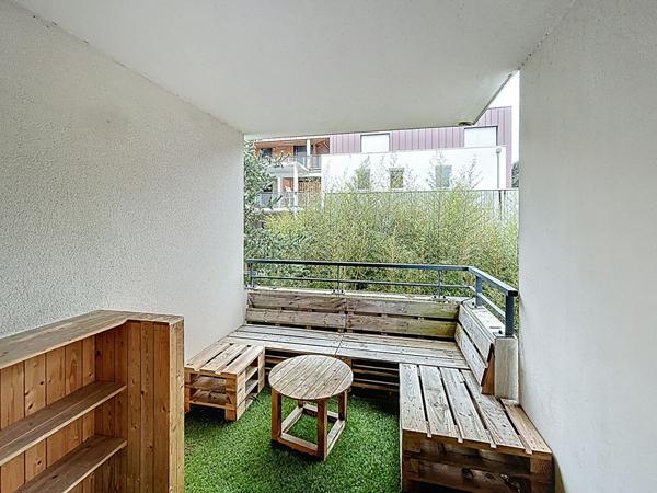 Appartement T3 avec terrasse couverte et place de parking