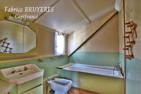 Maison à vendre 0 pièces USSEL (19)