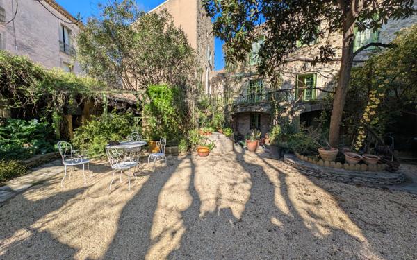 Maison à vendre    4 pièces •  Pézenas