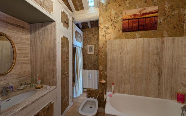 Maison à vendre    4 pièces •  Pézenas
