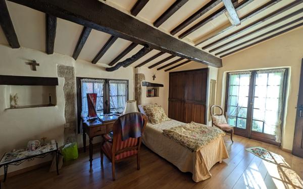 Maison à vendre    4 pièces •  Pézenas