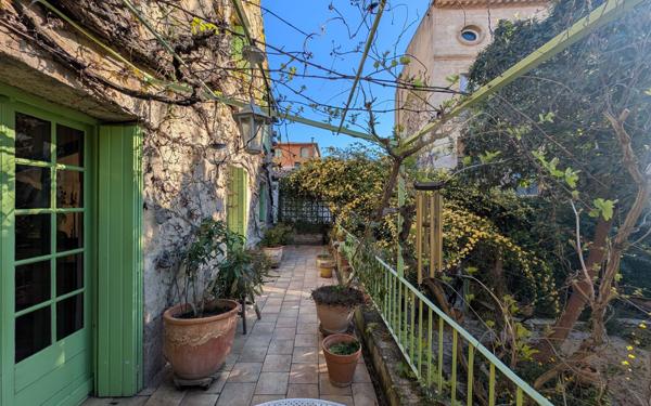 Maison à vendre    4 pièces •  Pézenas