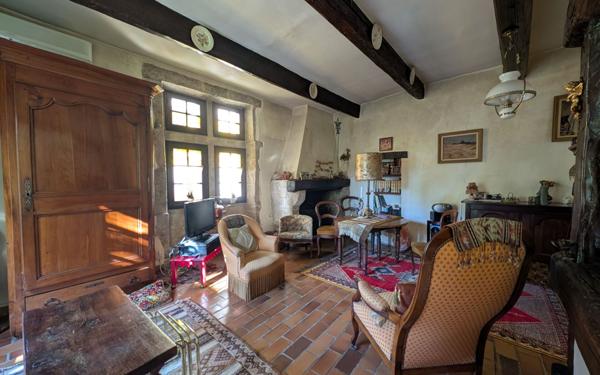 Maison à vendre    4 pièces •  Pézenas