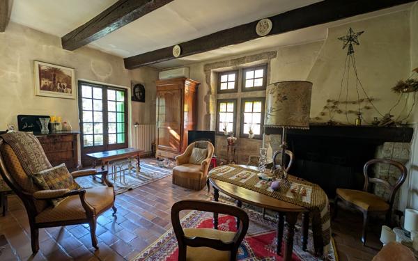 Maison à vendre    4 pièces •  Pézenas