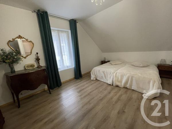 Maison à vendre  7 pièces - 215 m2 GUISE - 02