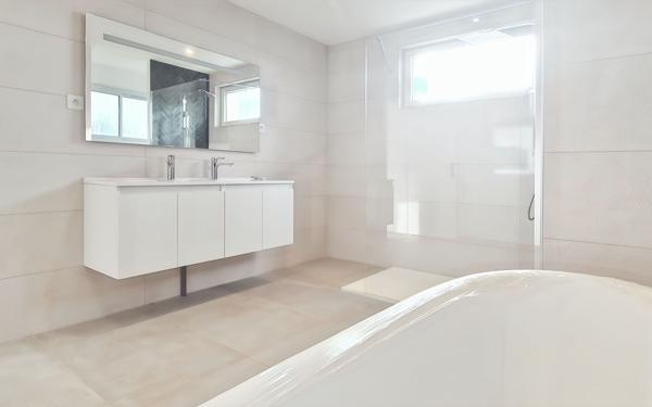 Maison à vendre    6 pièces • 142 m2 Le Pradet