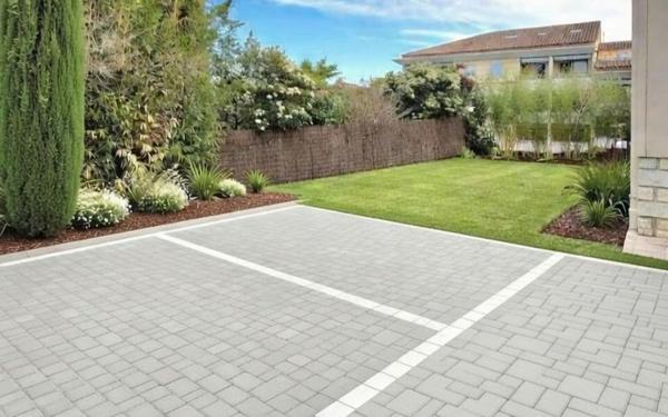 Maison à vendre    6 pièces • 142 m2 Le Pradet