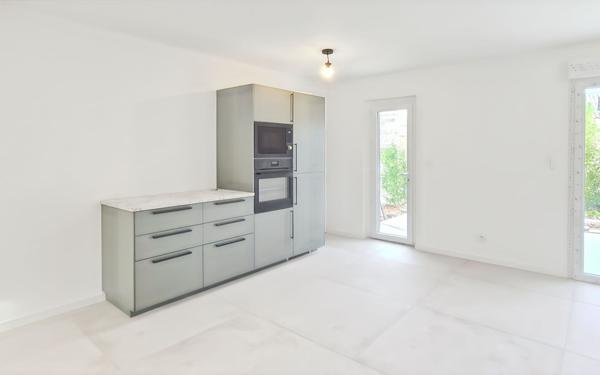Maison à vendre    6 pièces • 142 m2 Le Pradet