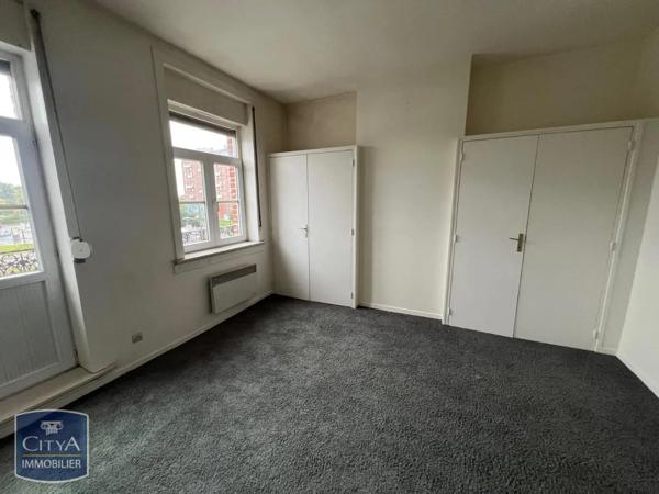 Appartement à louer 1 pièce 46.6m² Lille (59000)