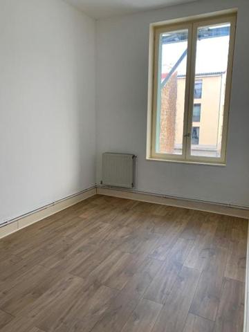 Appartement 3 pièces de 66 m² à Roche la moliere