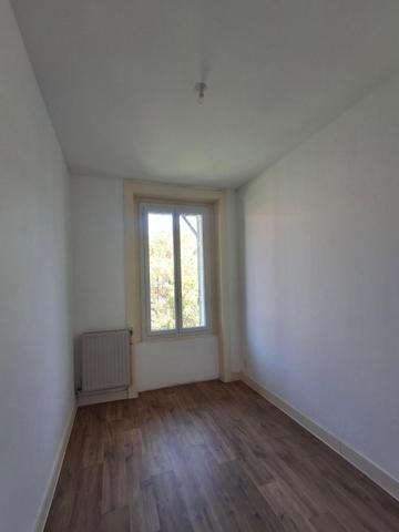 Appartement 3 pièces de 66 m² à Roche la moliere