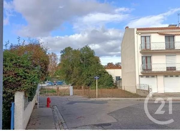Terrain à vendre  389 m 2   PERPIGNAN  - 66