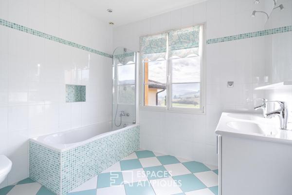 Villa avec vue exceptionnelle sur Cogny