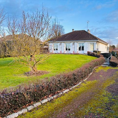 NOUVEAU. Jolie maison de plain-pied CRECY en Ponthieu.