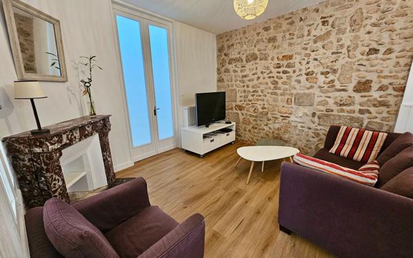 Appartement à louer    3 pièces • 73,30 m2 Poitiers