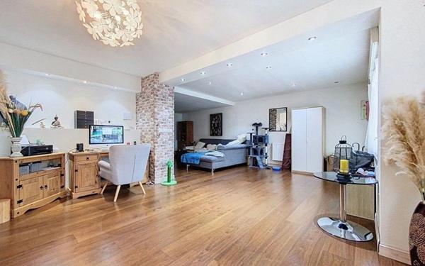 Maison à vendre    5 pièces •  Armentières