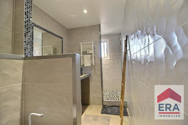 Maison à vendre à Le Pontet - 3 chambres - Piscine - Garage