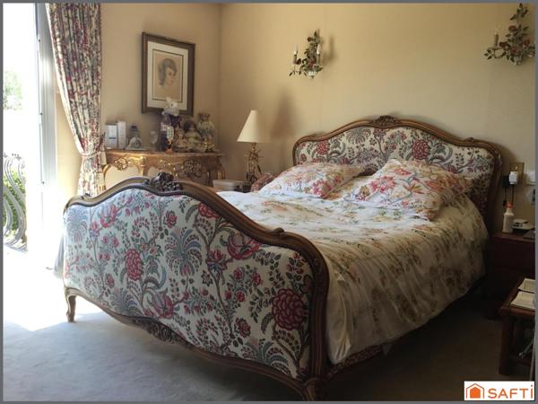 EXCEPTIONNEL VIAGER occupé sur l'île de Noirmoutier à 300m de la plage