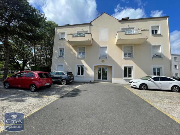 Local professionnel à vendre 127m²