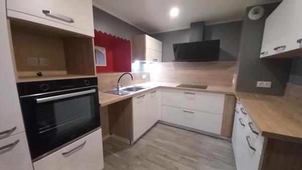 Location maison Chaliers - 4 pièce(s) - 99 m² - 800 €/mois