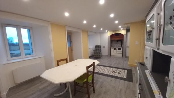 Location maison Chaliers - 4 pièce(s) - 99 m² - 800 €/mois