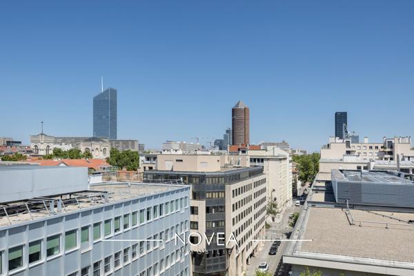 T2 dernier étage avec terrasse panoramique