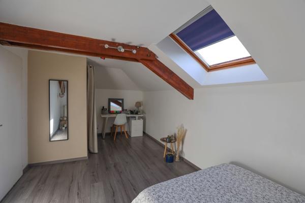 Maison 3 niveaux avec jardin proche Grenoble