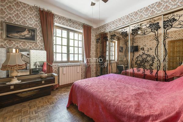 Belle maison familiale avec piscine sur 3900m2 arborés plein sud.