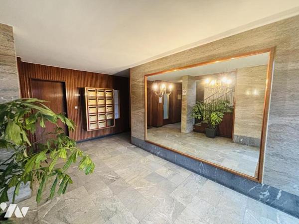 ROND-POINT DE PARIS - T4 - 2ème étage - Avec ascenseur dans copropriété soignée