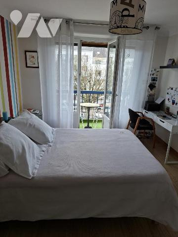 ROND-POINT DE PARIS - T4 - 2ème étage - Avec ascenseur dans copropriété soignée