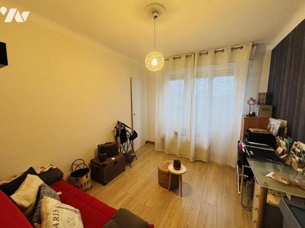 ROND-POINT DE PARIS - T4 - 2ème étage - Avec ascenseur dans copropriété soignée