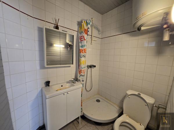 Appartement
                                                                                                                                                                                                                                                                                                                        1 pièce(s)                                                                                                                                                                                                          1 chambre(s)                                                                                                                                                                                                          18.37  m²