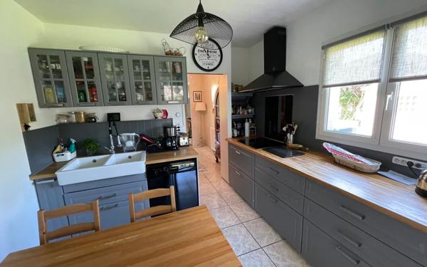 Maison à vendre    6 pièces • 154 m2 Léguevin