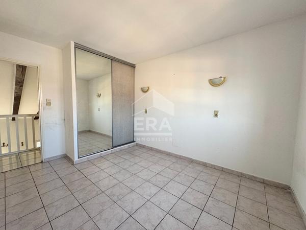 Maison 5 pièces avec garage et piscine à vendre à Perpignan quartier "Clos-Banet"
