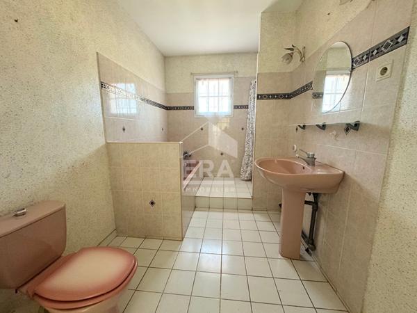 Maison 5 pièces avec garage et piscine à vendre à Perpignan quartier "Clos-Banet"
