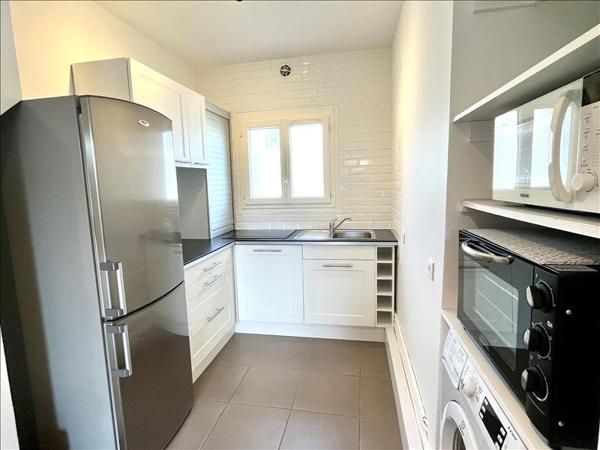 Appartement à louer |  LYON 08 |  2 pièces | 49 m²