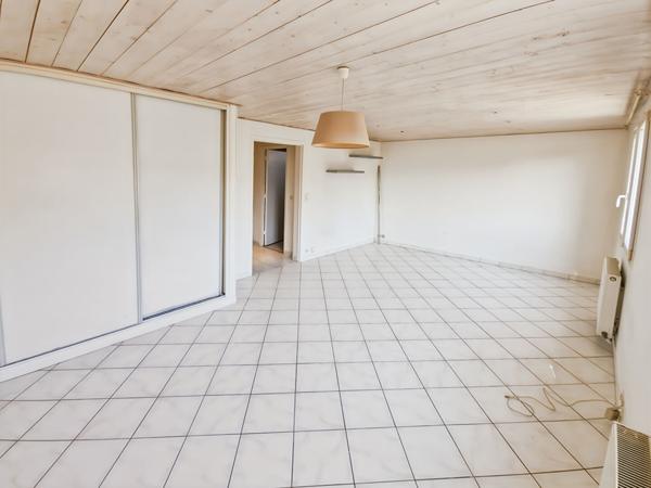 Appartement Dammarie Les Lys 2 pièces 56.89 m2
