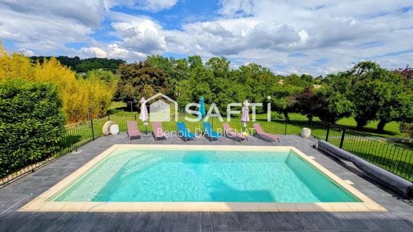 Manoir 19ème siècle en parfait état et ses gites rénovés.