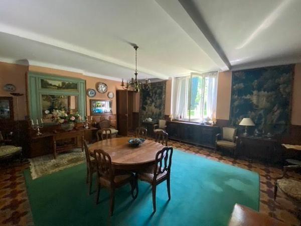Maison à vendre    8 pièces •  Labruguière