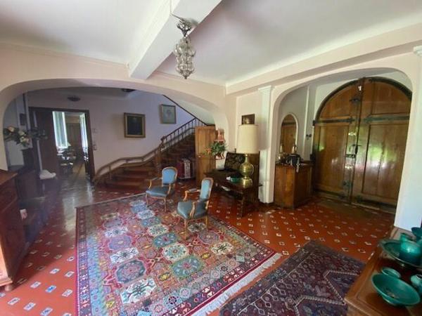 Maison à vendre    8 pièces •  Labruguière