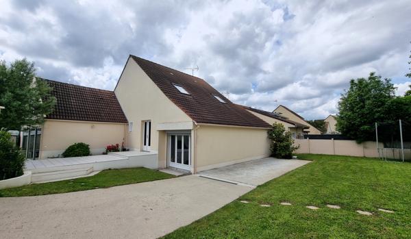 Herblay-sur-Seine (95220) Vente maison 10 pièces HERBLAY