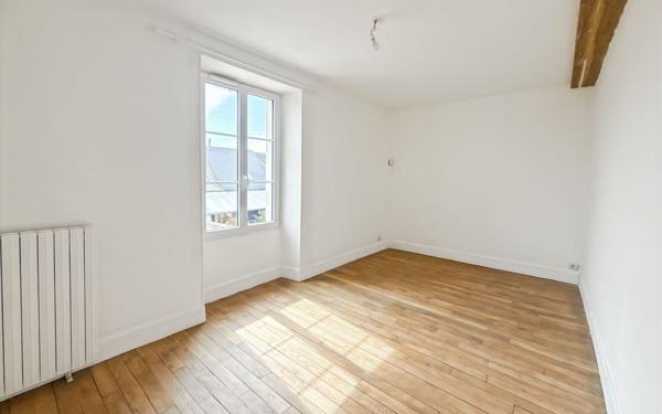 Maison à louer    4 pièces • 138,48 m2 Intréville