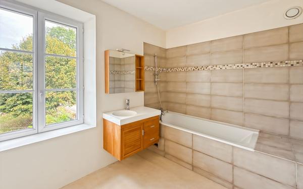 Maison à louer    4 pièces • 138,48 m2 Intréville