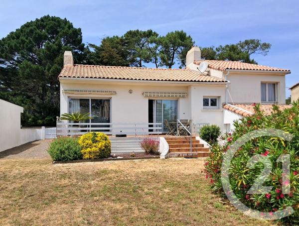 Maison à vendre  4 pièces - 102,40 m 2   BRETIGNOLLES SUR MER  - 85