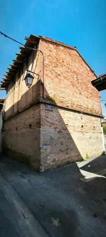 Bel écrin du XIXème siècle à convertir en logement