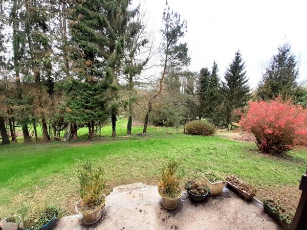 Proche BEUZEVILLE et PONT AUDEMER maison individuelle à rénover sur 1ha de terrain arboré