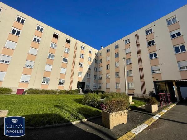 Parking à louer Le Mans (72000)