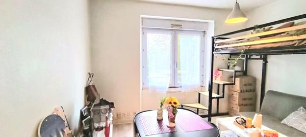 Appartement proche de la faculté de médecine et de l’hôpital Morvan, proche centre- ville.