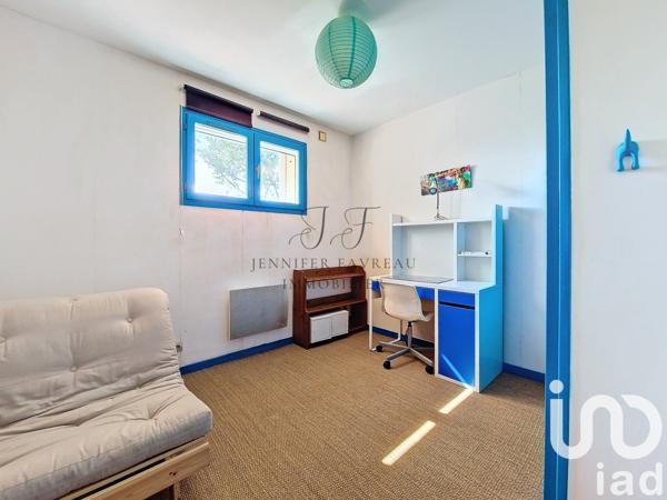 Maison 7 pièces de 189 m² à Tresses (33370)