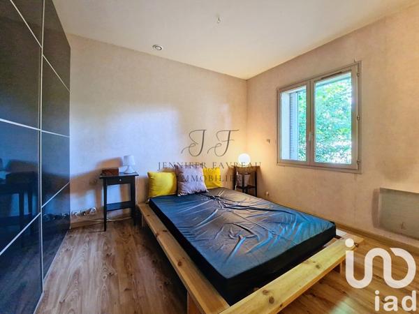 Maison 7 pièces de 189 m² à Tresses (33370)